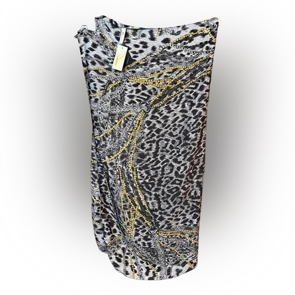 Collections 18 Scarf - Picture 2 of 2